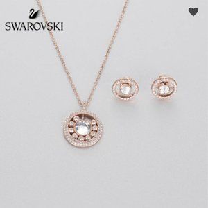 Swarovski Crystal Necklace & Stud Earrings Set